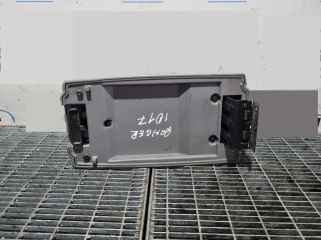 bontott FORD RANGER Könyöklő