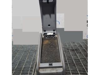 bontott FORD RANGER Könyöklő