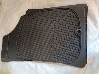 bontott FORD RANGER Szőnyeg Szett