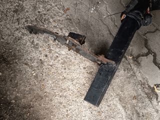 bontott FORD RANGER Vonóhorog