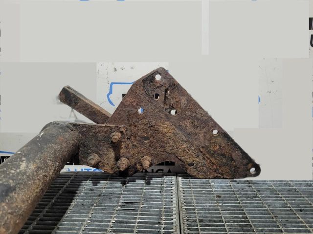 bontott FORD RANGER Vonóhorog