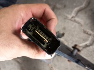 bontott FORD RANGER Vonóhorog