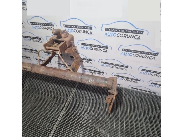 bontott FORD RANGER Vonóhorog