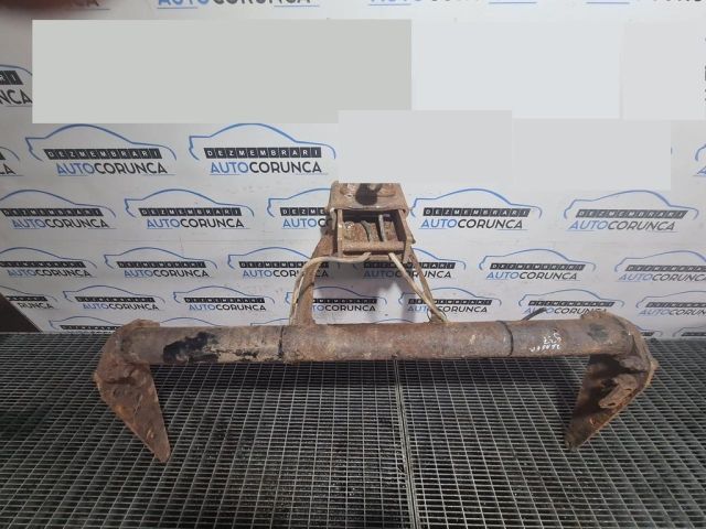 bontott FORD RANGER Vonóhorog