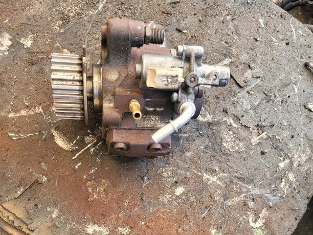 bontott FORD S-MAX Nagynyomású Szivattyú