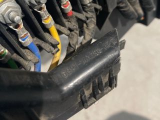 bontott FORD S-MAX Biztosítéktábla Motortér