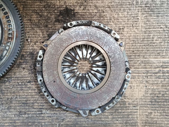 bontott FORD S-MAX Kuplung Szett Lendkerékkel