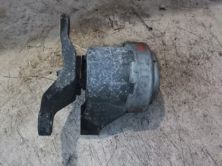 bontott FORD S-MAX Motor Tartó Bak Jobb