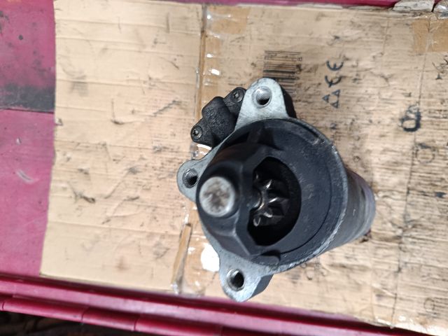 bontott FORD S-MAX Önindító