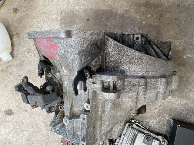 bontott FORD S-MAX Váltó (Mechanikus)