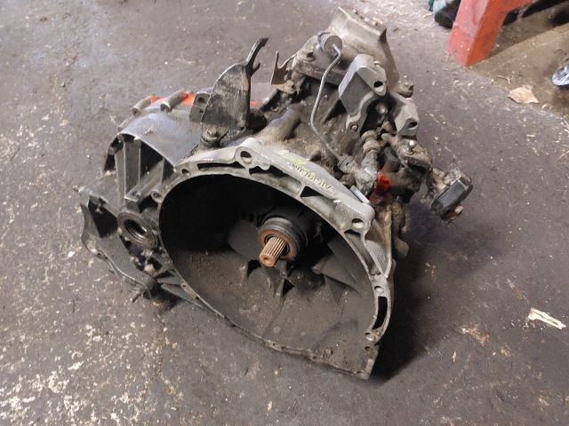 bontott FORD S-MAX Váltó (Mechanikus)