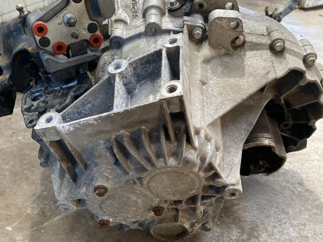 bontott FORD S-MAX Váltó (Mechanikus)