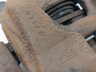 bontott FORD S-MAX Bal első Féknyereg Munkahengerrel