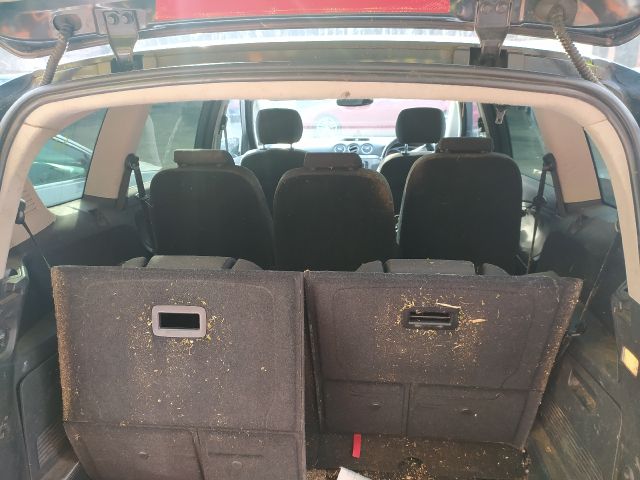 bontott FORD S-MAX Bal hátsó Rugó