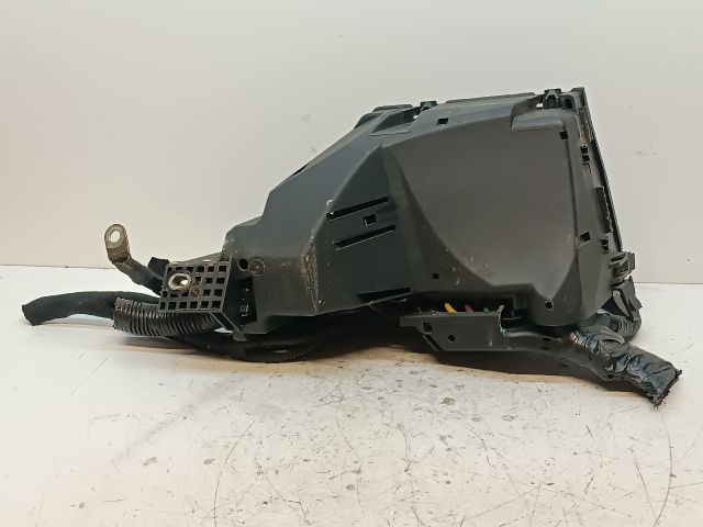 bontott FORD S-MAX Biztosítéktábla Motortér