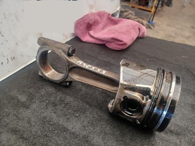 bontott FORD S-MAX Dugattyú