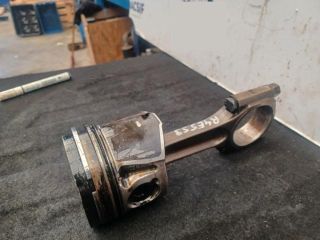 bontott FORD S-MAX Dugattyú