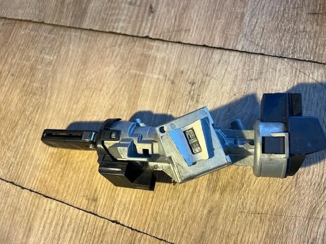 bontott FORD S-MAX Gyújtáskapcsoló