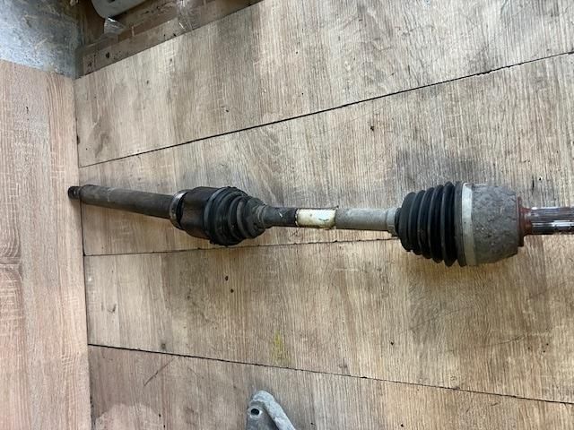 bontott FORD S-MAX Jobb Féltengely