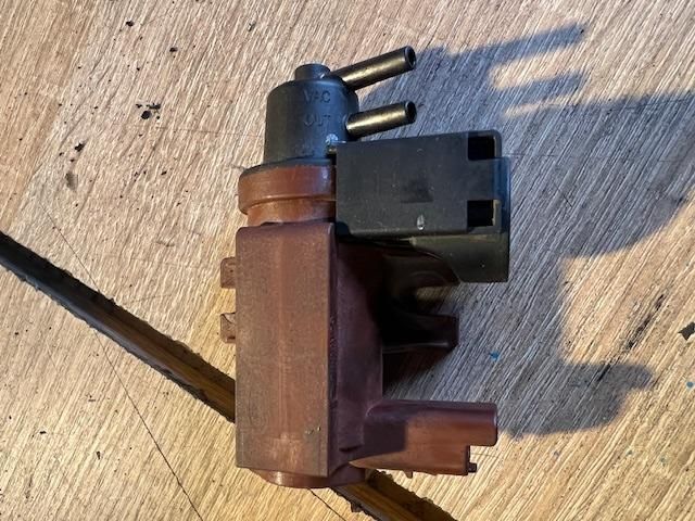 bontott FORD S-MAX Lefújószelep