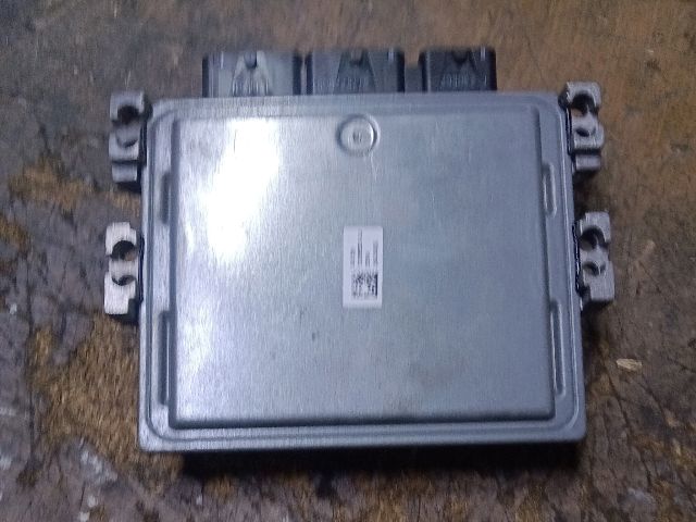 bontott FORD S-MAX Motorvezérlő