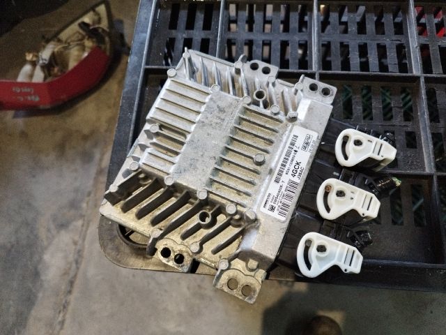 bontott FORD S-MAX Motorvezérlő