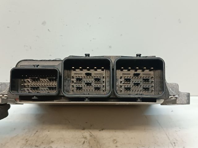 bontott FORD S-MAX Motorvezérlő