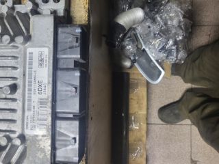 bontott FORD S-MAX Motorvezérlő