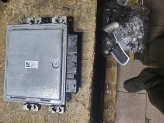 bontott FORD S-MAX Motorvezérlő
