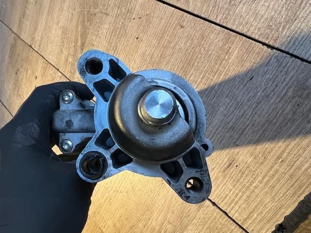 bontott FORD S-MAX Önindító