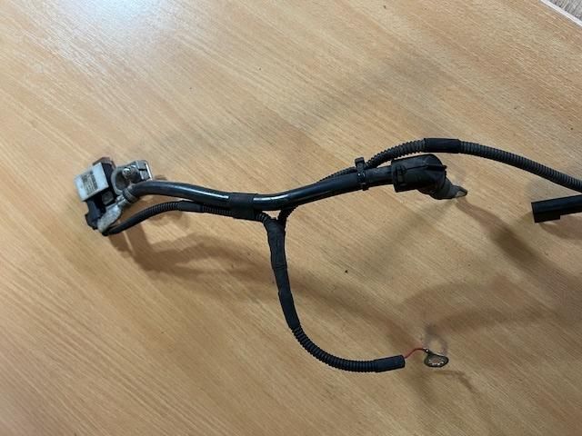 bontott FORD S-MAX Akkumulátor Saru