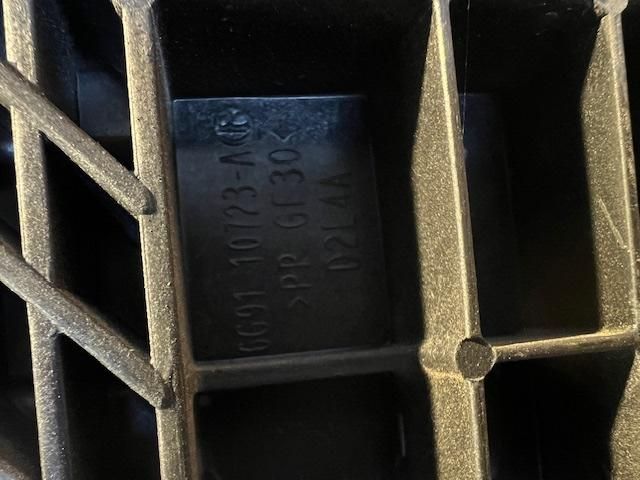 bontott FORD S-MAX Akkumulátor Tartó