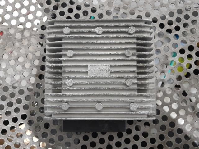 bontott FORD S-MAX Antenna Erősítő