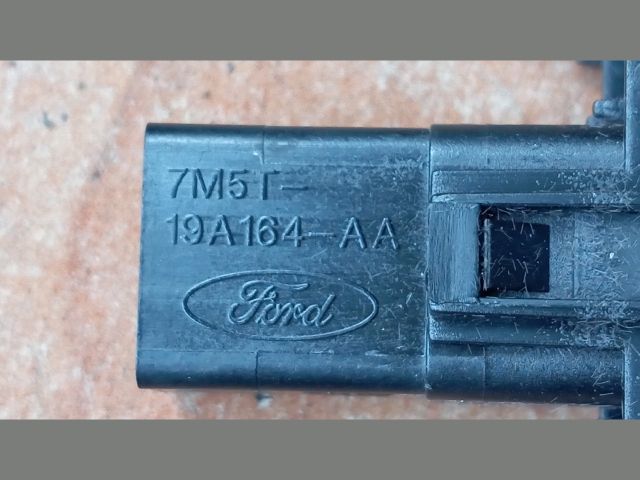 bontott FORD S-MAX AUX Csatlakozó