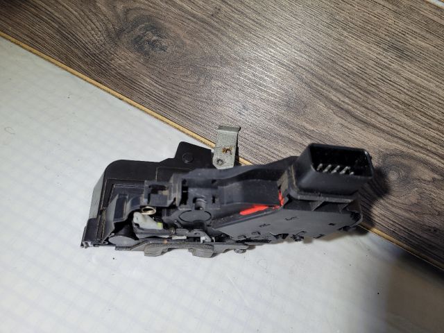 bontott FORD S-MAX Bal első Ajtózár