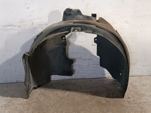 bontott FORD S-MAX Bal első Dobbetét (Kerékjárati, Műanyag)