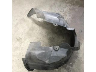 bontott FORD S-MAX Bal első Dobbetét (Kerékjárati, Műanyag)