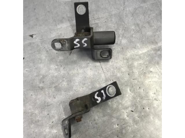 bontott FORD S-MAX Bal első Zsanér