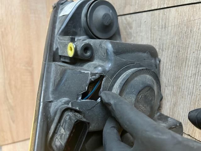 bontott FORD S-MAX Bal Fényszóró