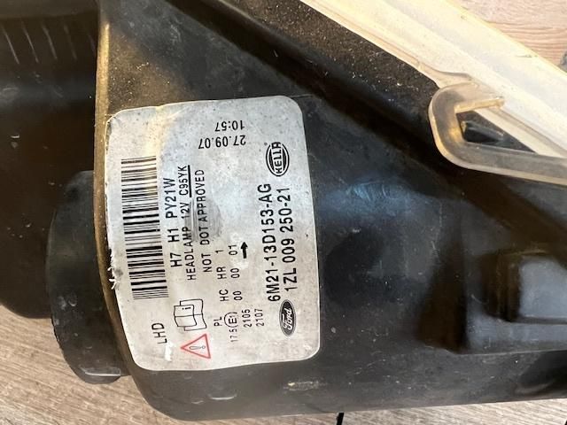 bontott FORD S-MAX Bal Fényszóró