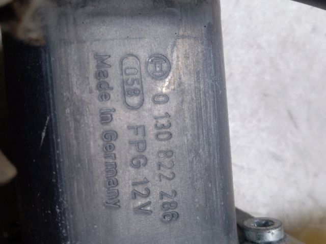 bontott FORD S-MAX Bal hátsó Ablakemelő Szerkezet (Elektromos)