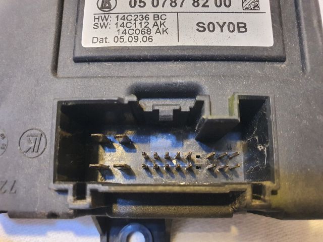 bontott FORD S-MAX Bal hátsó Ajtó Vezérlőegység