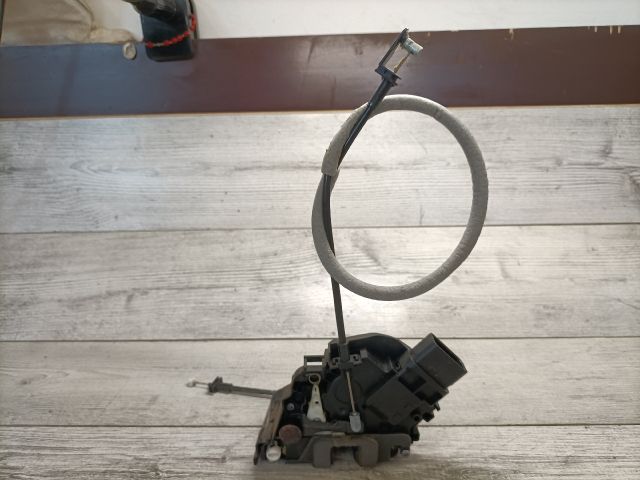 bontott FORD S-MAX Bal hátsó Ajtózár