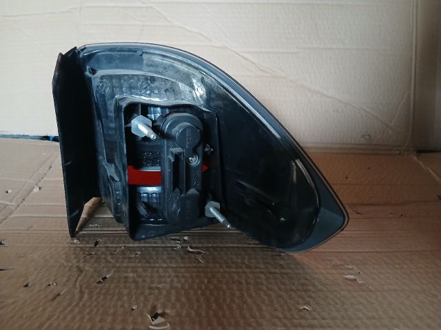 bontott FORD S-MAX Bal Hátsó Lámpa