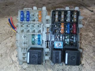 bontott FORD S-MAX Biztosítéktábla Utastér