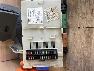 bontott FORD S-MAX Biztosítéktábla Utastér