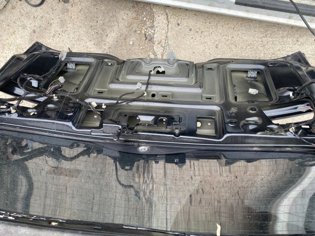 bontott FORD S-MAX Csomagtérajtó (Részeivel)