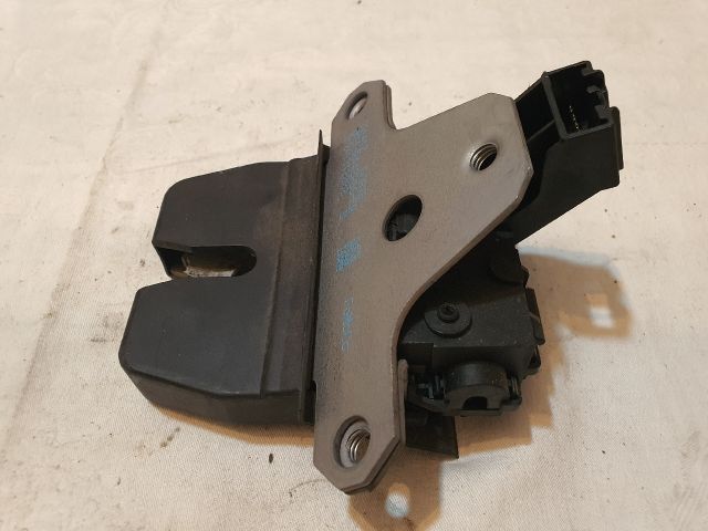 bontott FORD S-MAX Csomagtérajtó Zárszerkezet