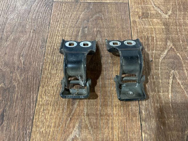 bontott FORD S-MAX Csomagtérajtó Zsanér