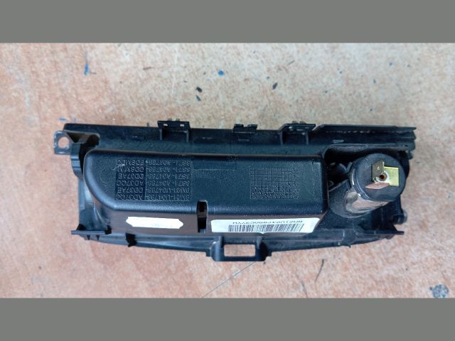 bontott FORD S-MAX Első Hamutartó